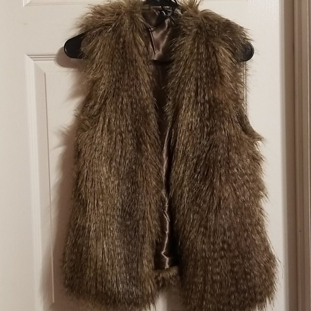 Faux Fur Vest GUC